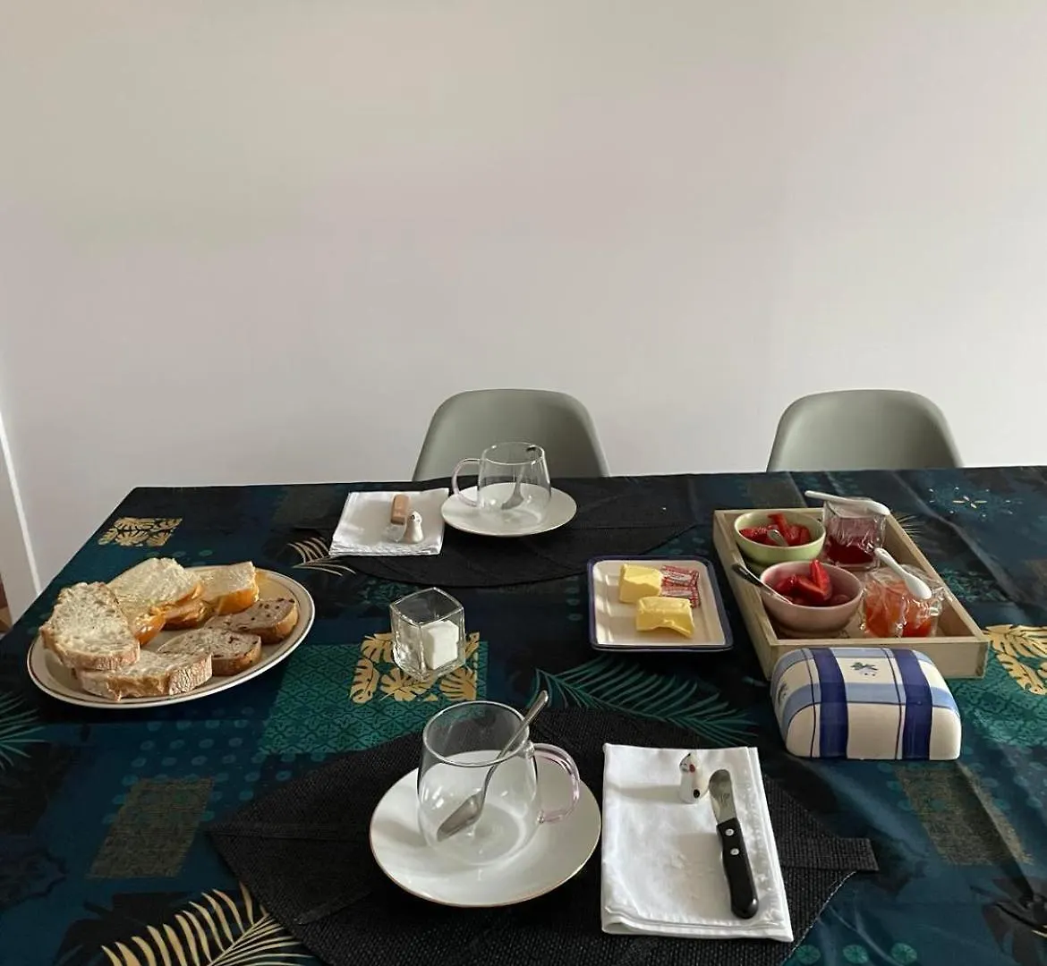 Les Agapanthes Bed & Breakfast Vaux-en-Beaujolais