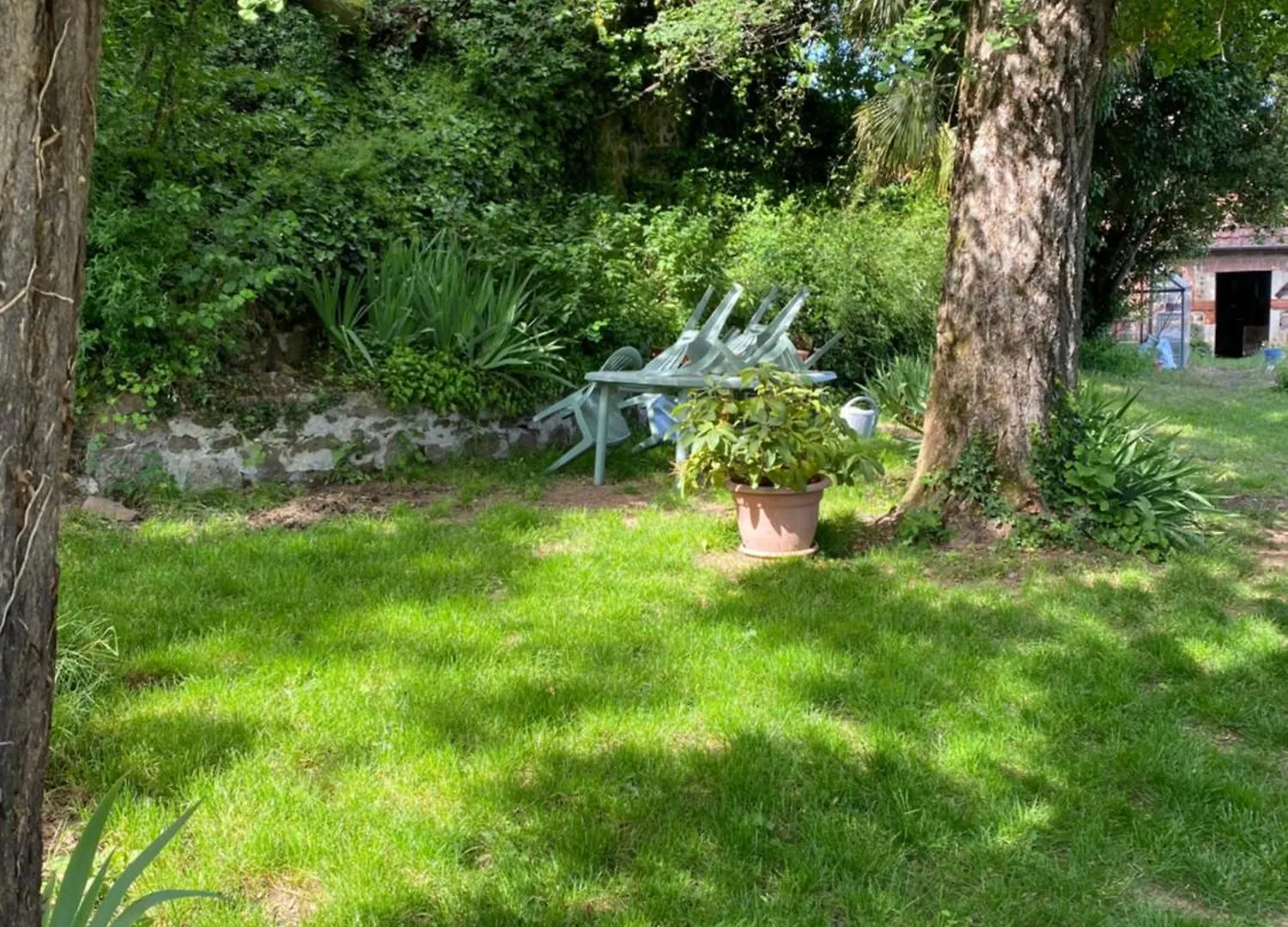 Les Agapanthes Bed & Breakfast Vaux-en-Beaujolais